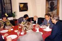 M.Mew, CH, K.R.Popper, G.Soros, R.Rokyta a zády J.Libiger, 1994
